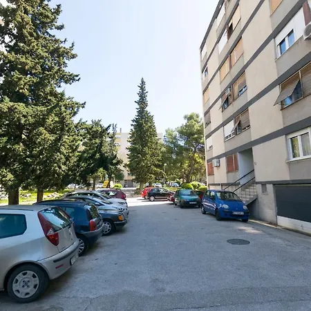 Apartment Nice Split
